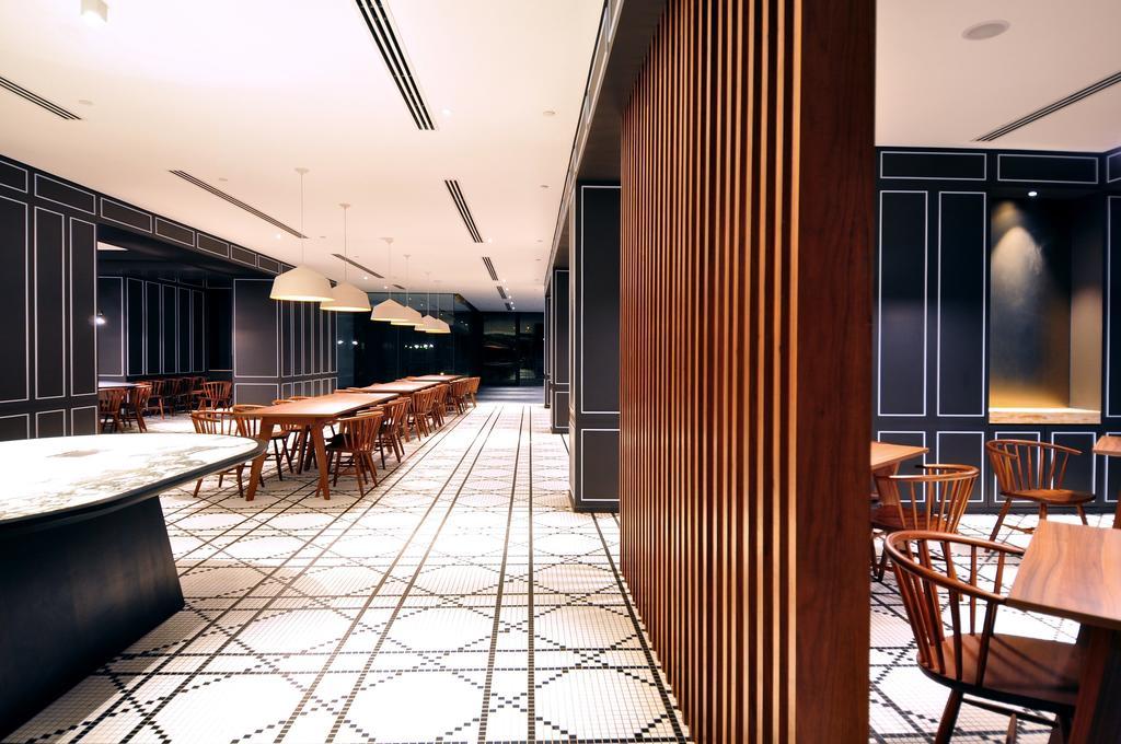 G Hotel Kelawai Tanjung Tokong Екстер'єр фото The interior of the restaurant
