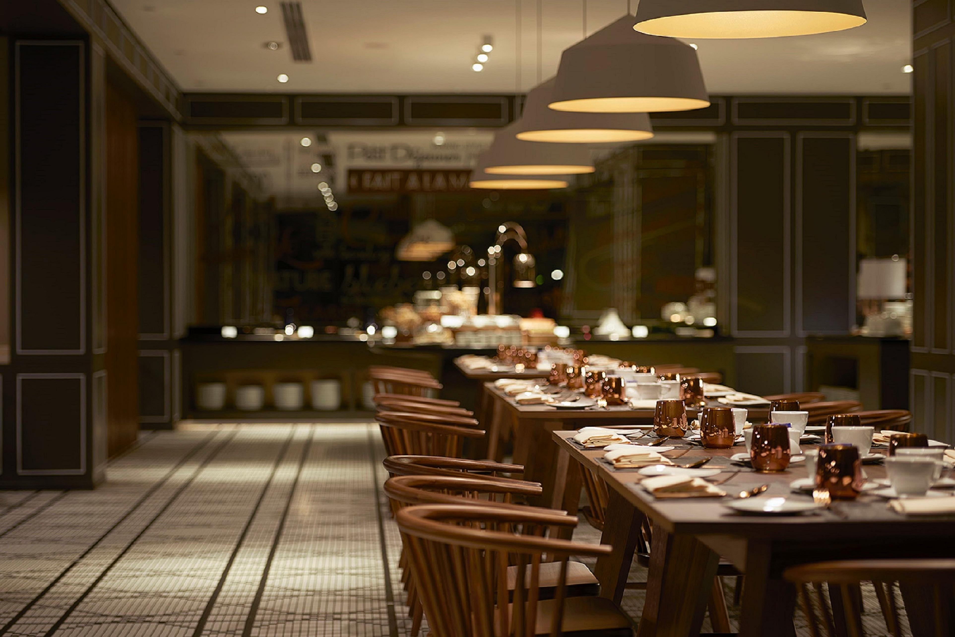 G Hotel Kelawai Tanjung Tokong Екстер'єр фото Interior of the restaurant