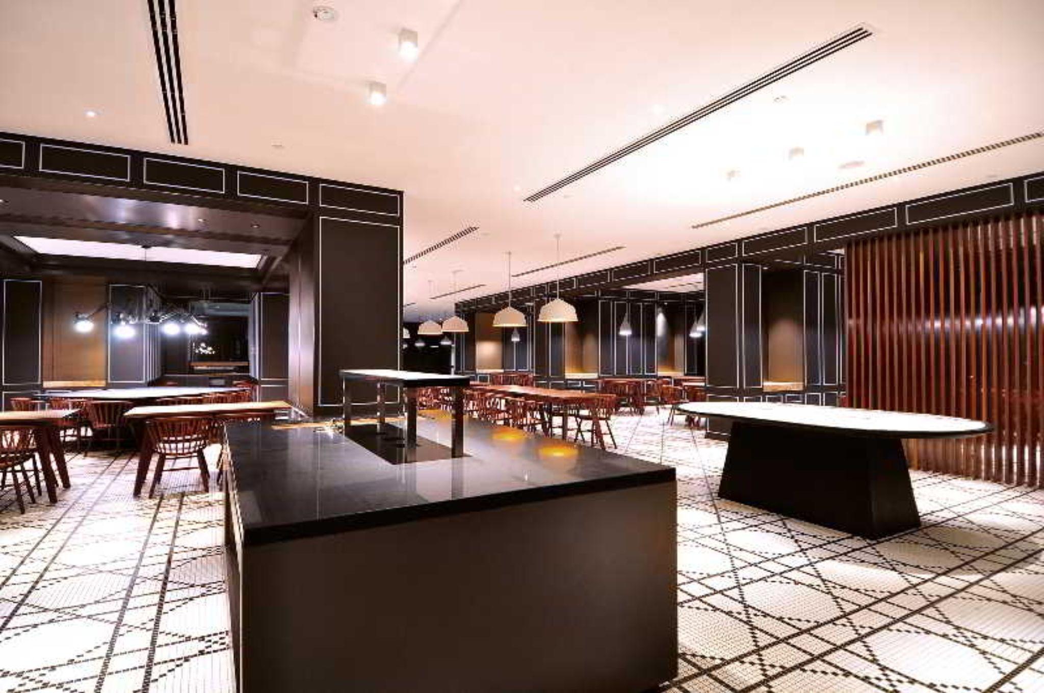 G Hotel Kelawai Tanjung Tokong Екстер'єр фото The interior of the restaurant