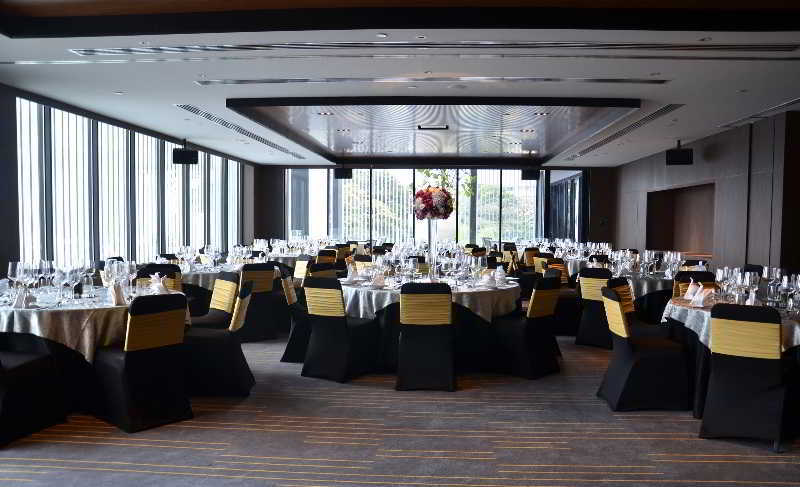 G Hotel Kelawai Tanjung Tokong Екстер'єр фото The ballroom at the hotel